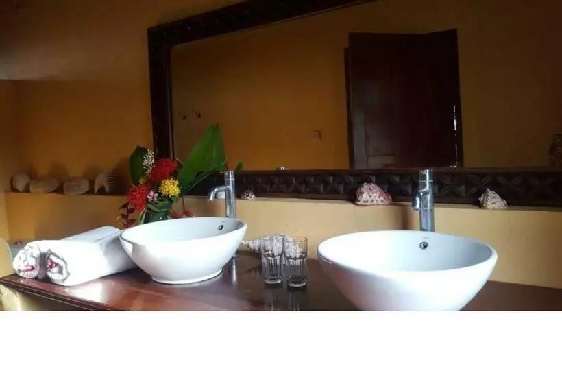 ペンション Waiara Village Guesthouse