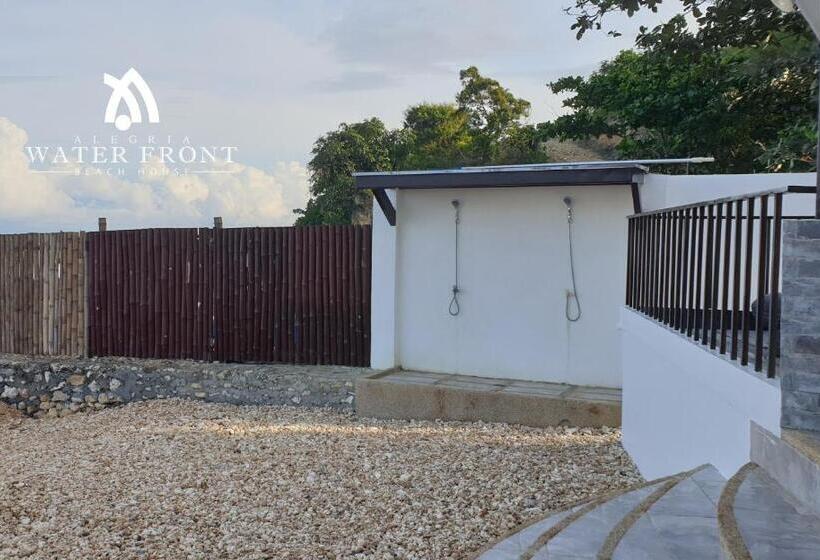 אתר נופש Alegria Water Front Beach House