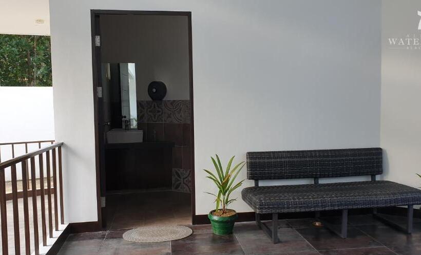 אתר נופש Alegria Water Front Beach House