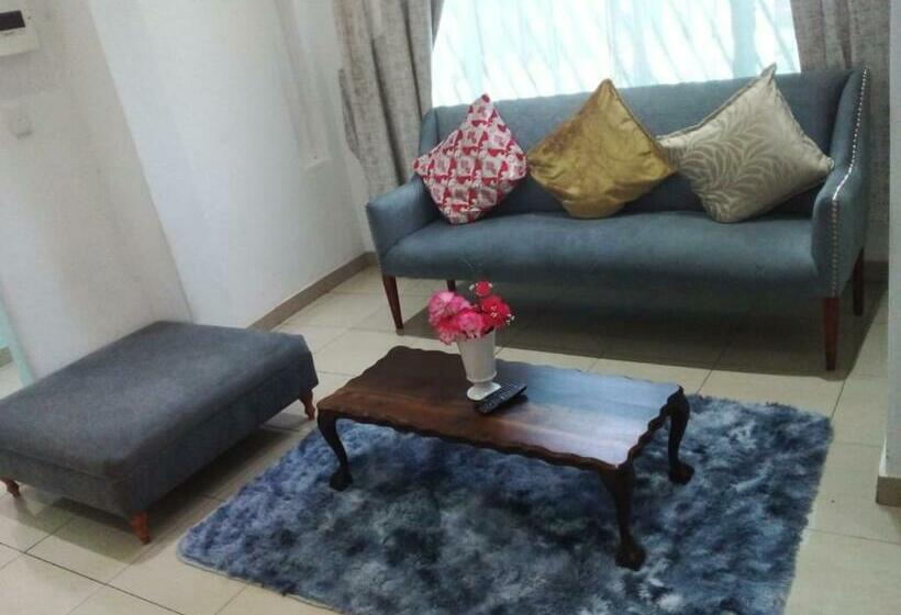 تختخواب و صبحانه Campafela Guest House