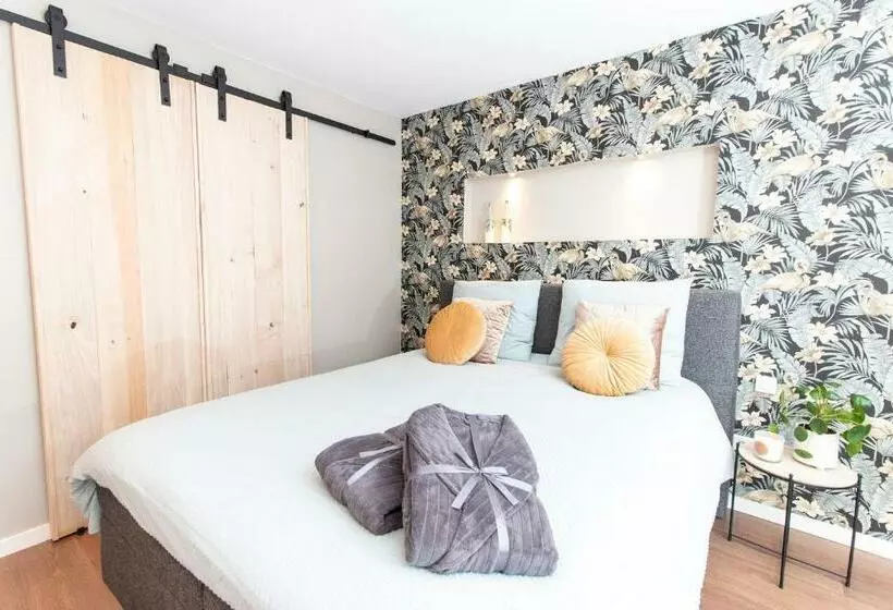تختخواب و صبحانه Eindhoven Inn