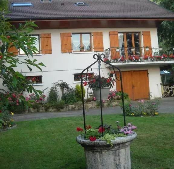 Aamiaismajoitus (B&B) La Contamine