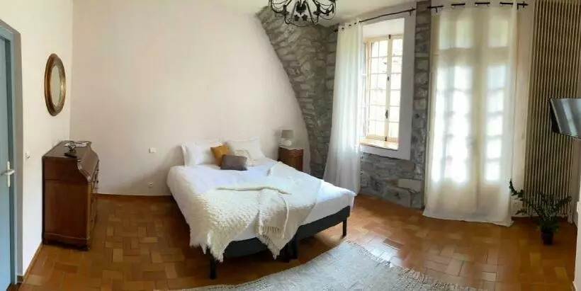 Aamiaismajoitus (B&B) Les Tilleuls