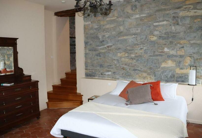 ベッドアンドブレックファースト Les Tilleuls