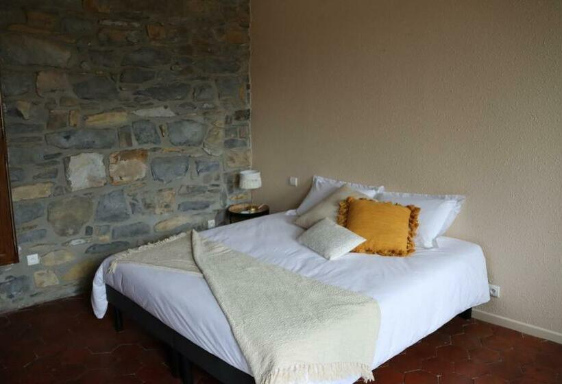 ベッドアンドブレックファースト Les Tilleuls