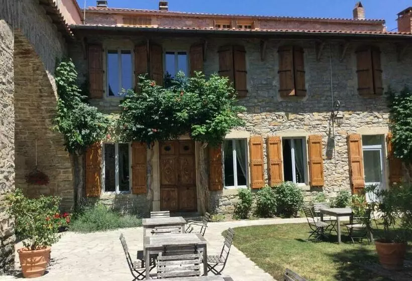 Aamiaismajoitus (B&B) Les Tilleuls