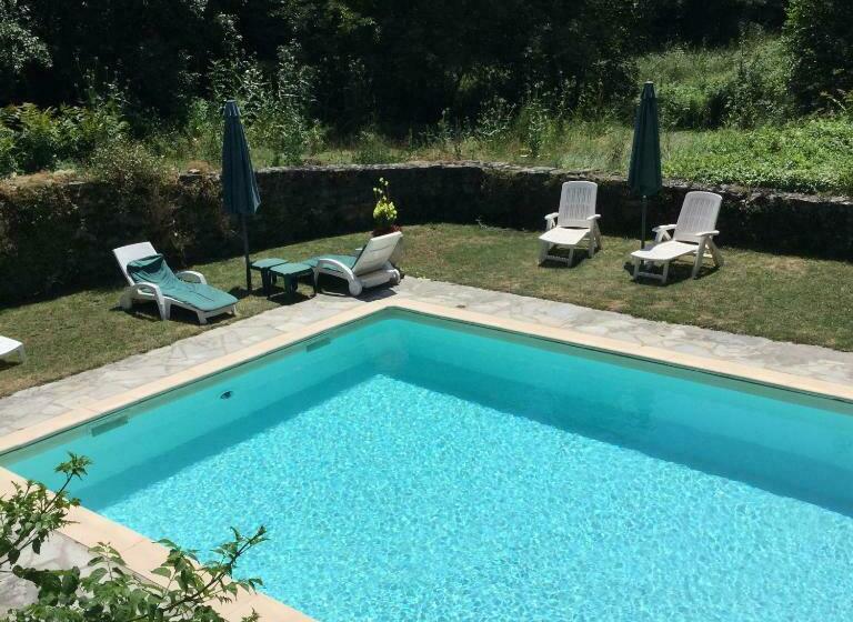 ベッドアンドブレックファースト Les Tilleuls