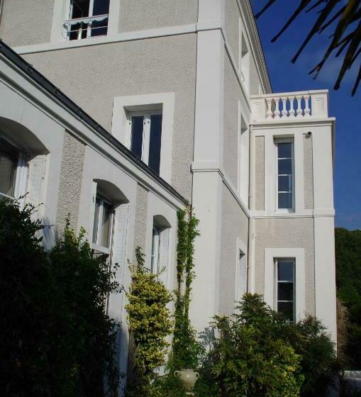 مبيت وإفطار Maison Latour