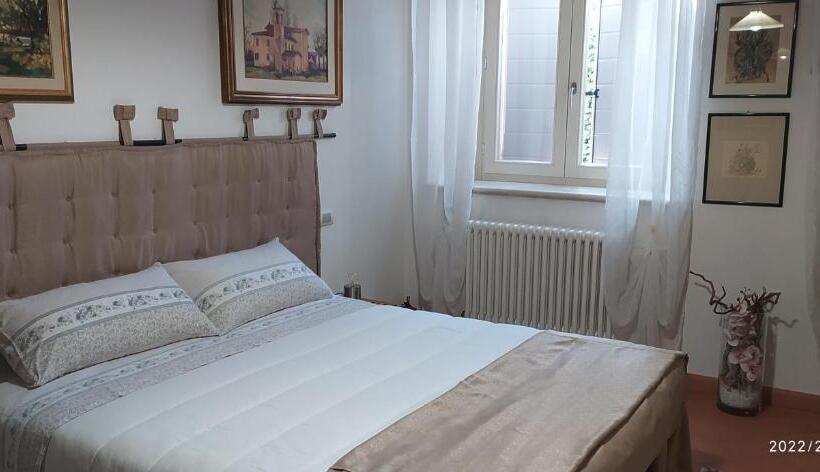 مبيت وإفطار Villa Esther