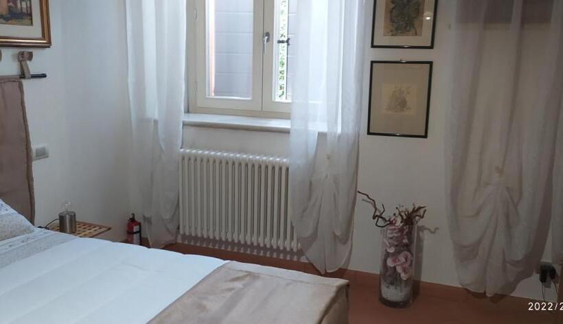 مبيت وإفطار Villa Esther