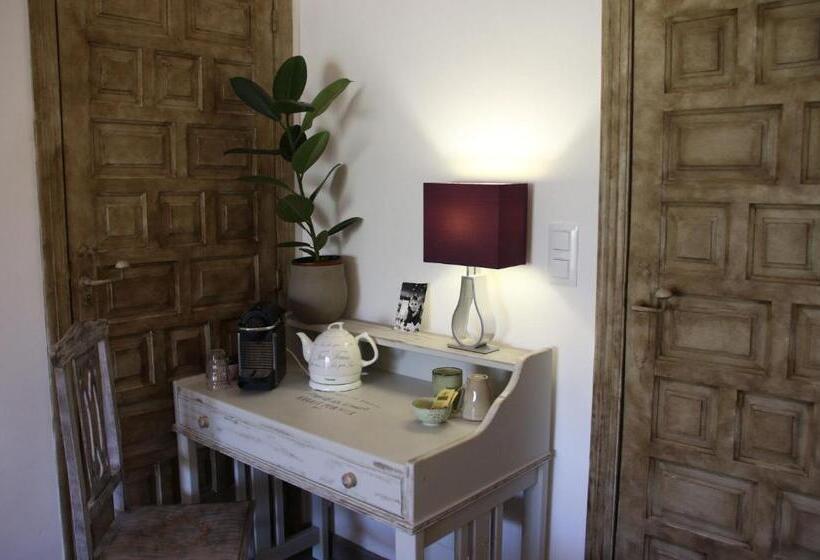 민박 Villa Foia Vella Adults Only