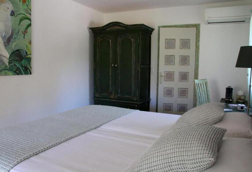 민박 Villa Foia Vella Adults Only