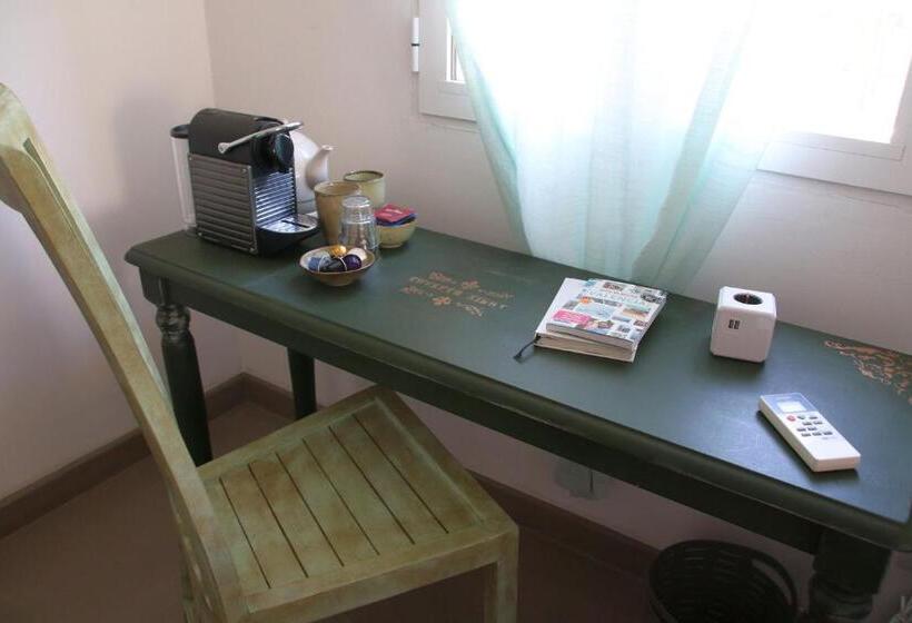 민박 Villa Foia Vella Adults Only