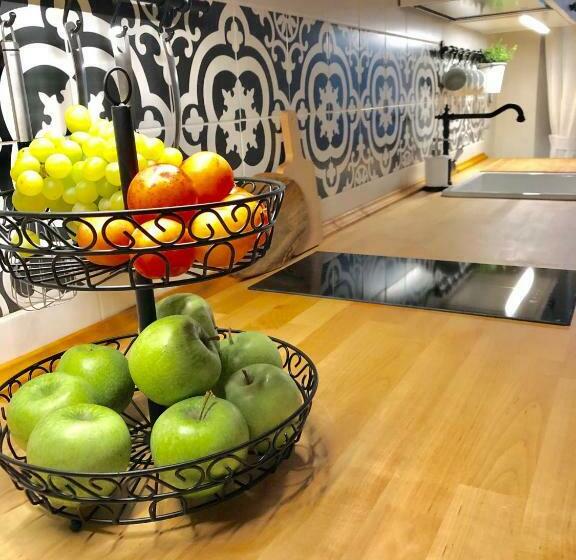 پانسیون Alessia House