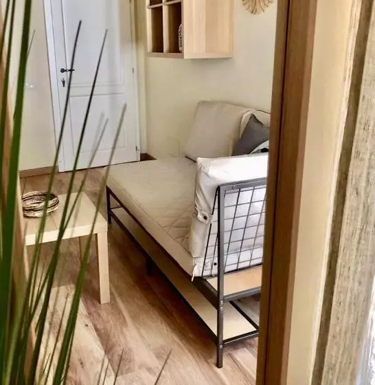 پانسیون Alessia House