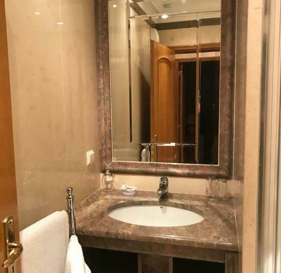 پانسیون Atlantic Waves Accommodation