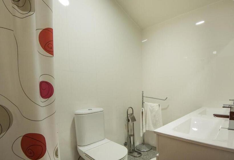 پانسیون Atlantic Waves Accommodation