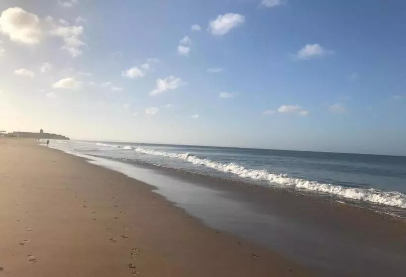 پانسیون Atlantic Waves Accommodation