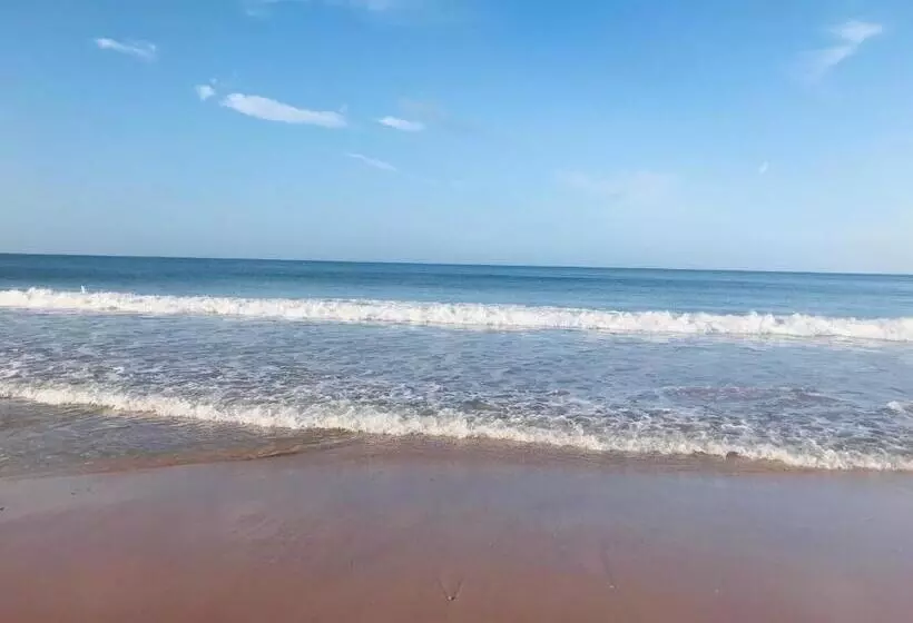 پانسیون Atlantic Waves Accommodation