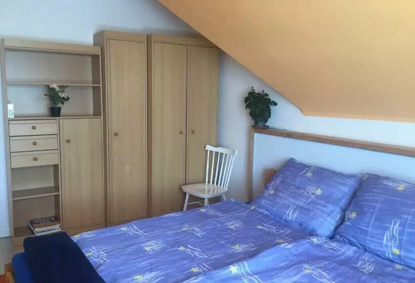 پانسیون Barátságos Ház Emelete