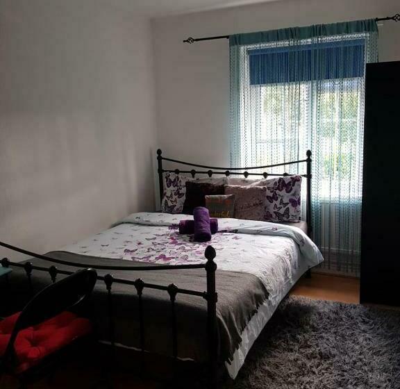 פנסיון Merciful King Room, In Zone 2 3