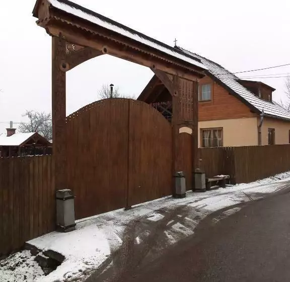 پانسیون Emília Vendégház