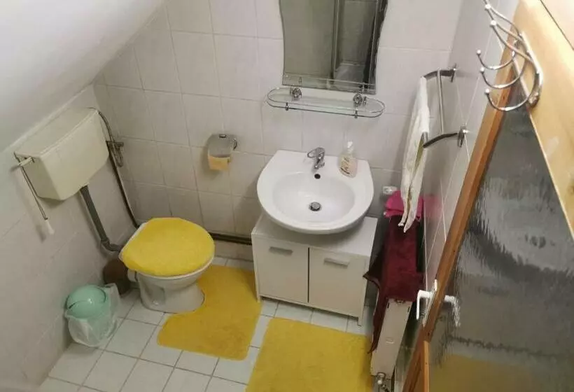 پانسیون Emília Vendégház