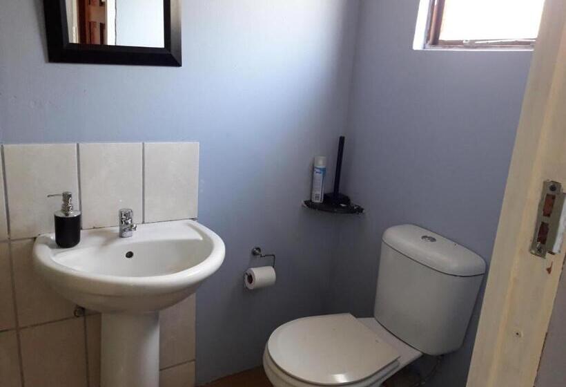 펜션 Hluhluwe Gate Safari Camp