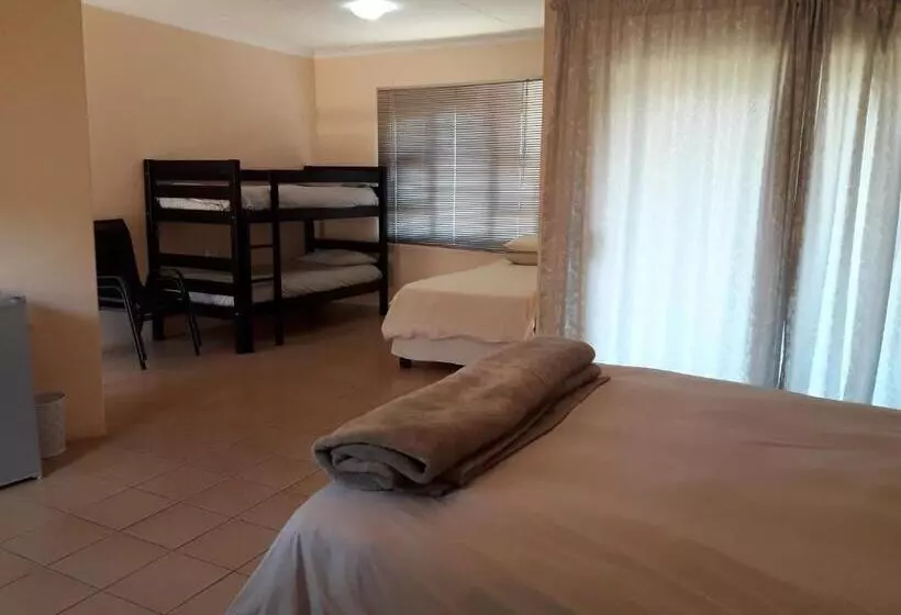 ペンション Hluhluwe Gate Safari Camp