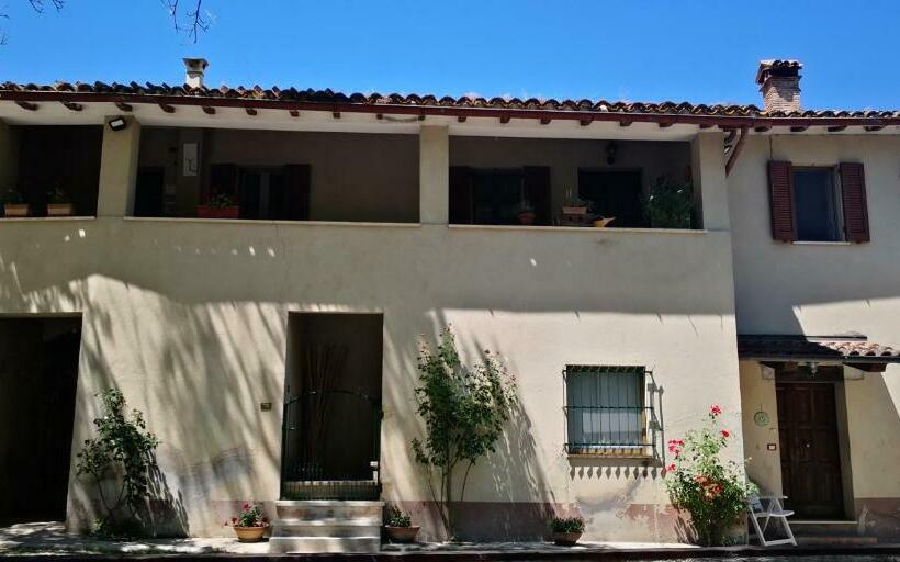 بنسيون La Casa Di Elena