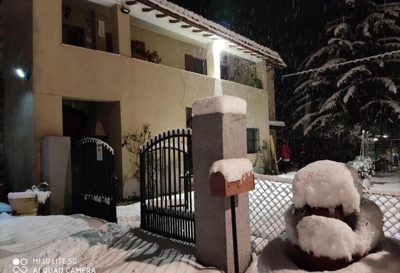 بنسيون La Casa Di Elena