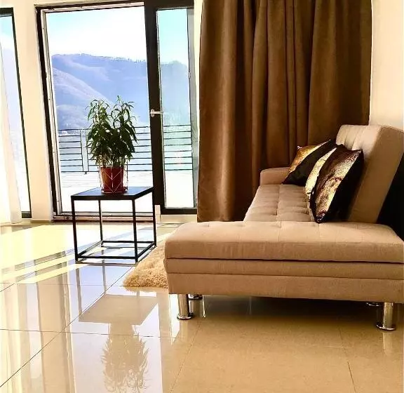 Majatalo Noah River House