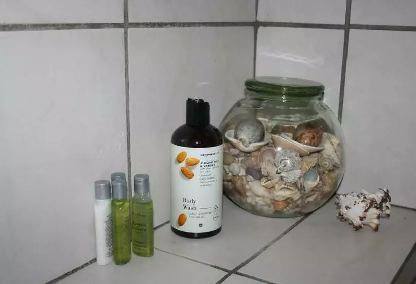 Majatalo Panda S Guest Cottages