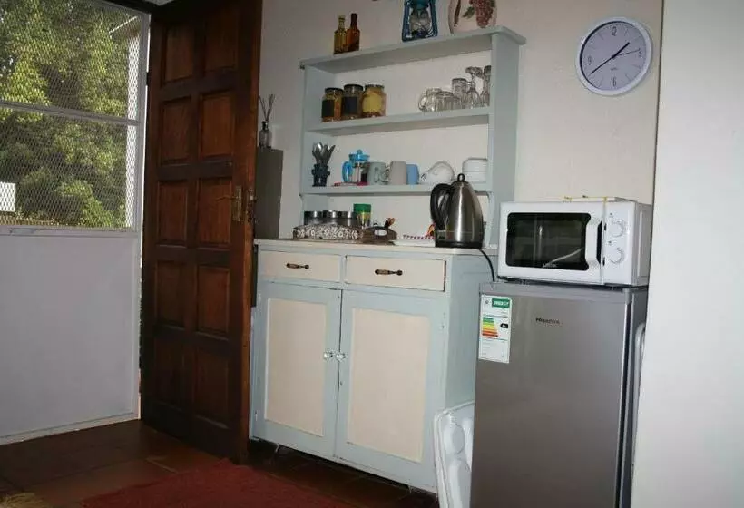 Majatalo Panda S Guest Cottages