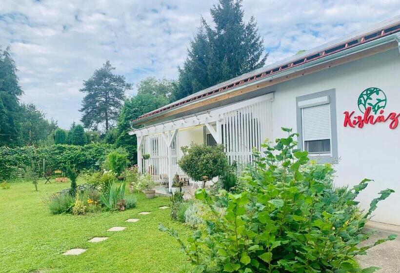 بنسيون Patika Vendeghaz