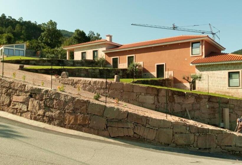 ベッドアンドブレックファースト Casa Dos Codessos