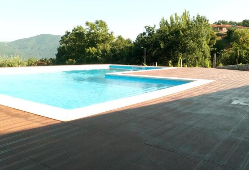 ベッドアンドブレックファースト Casa Dos Codessos