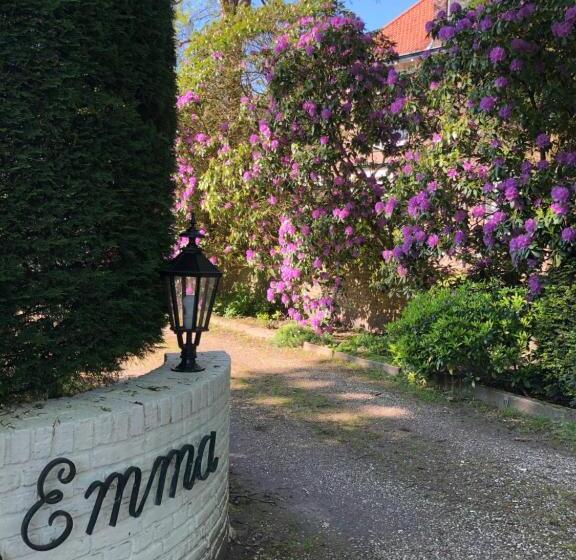 צימר Modern Palace Emma Staete