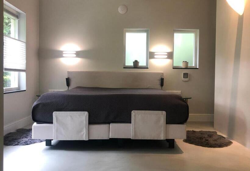 צימר Modern Palace Emma Staete