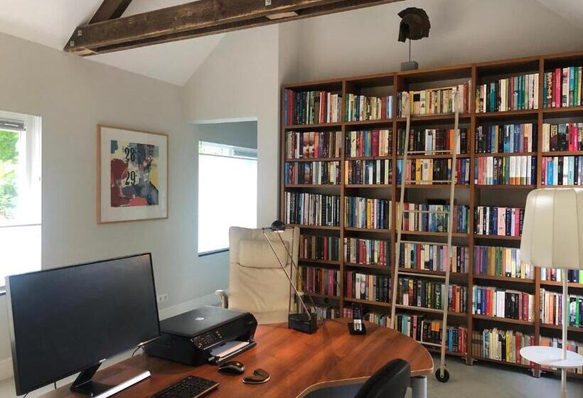 צימר Modern Palace Emma Staete