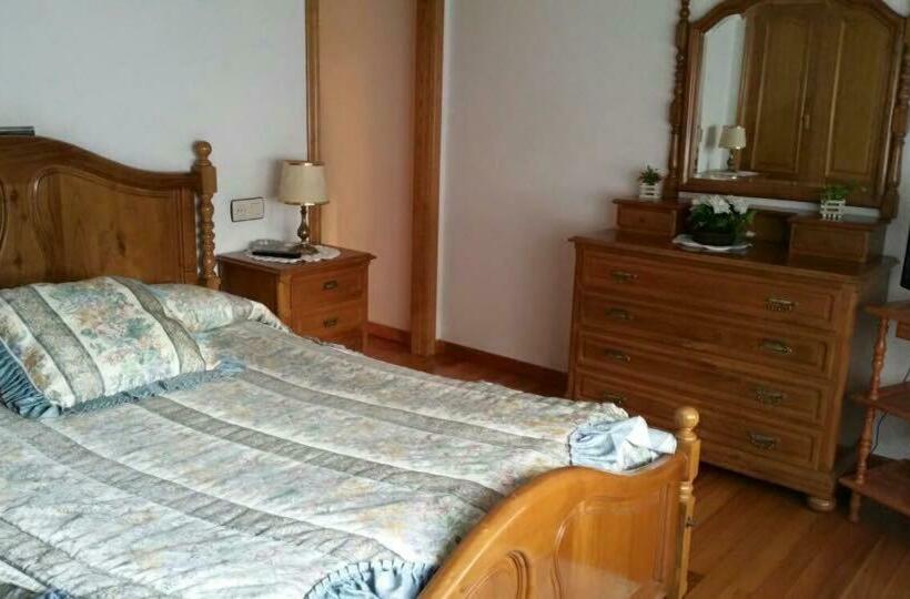 Отель Hostal La Parra