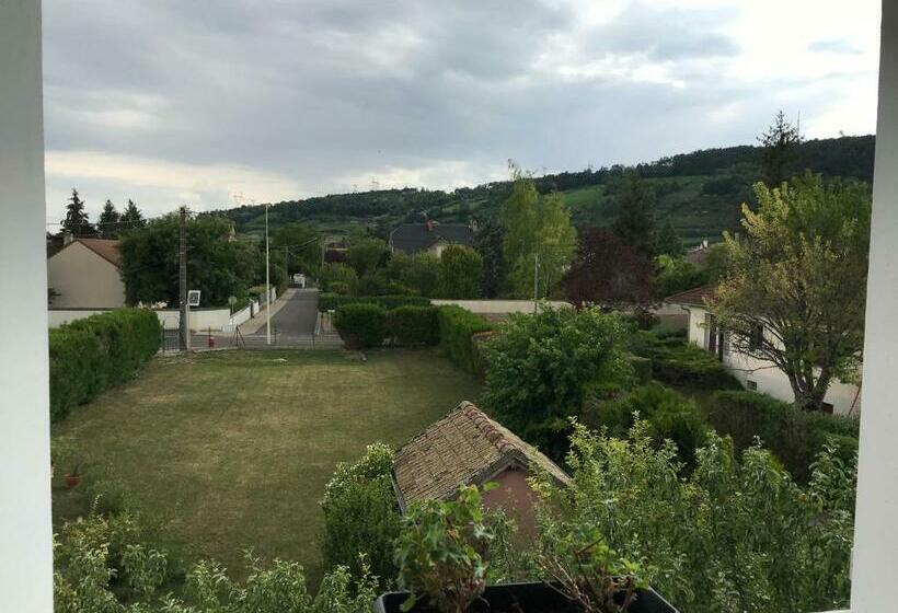 بنسيون La Pause Nuitonne