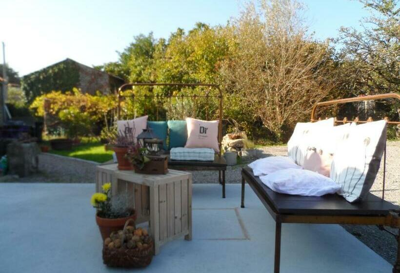 ペンション Les Chambres Du Couraud