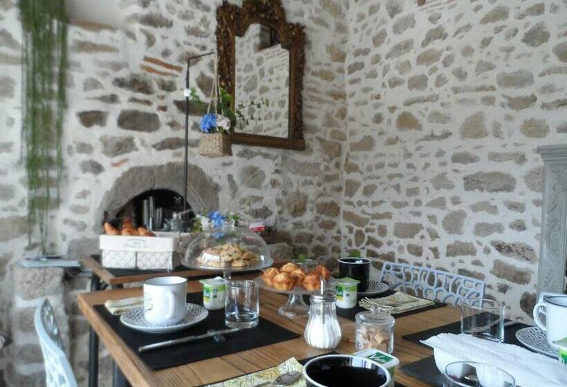 ペンション Les Chambres Du Couraud