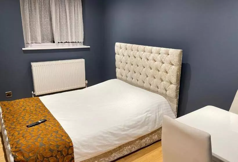 Majatalo Apartment & Rooms In London