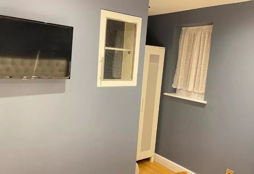 Majatalo Apartment & Rooms In London