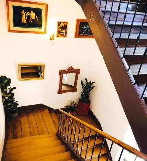 Aamiaismajoitus (B&B) La Maison Du Saula