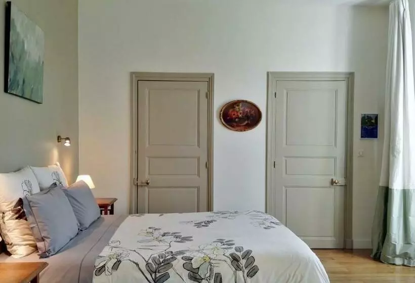 Aamiaismajoitus (B&B) Le Clos Des Roseaux