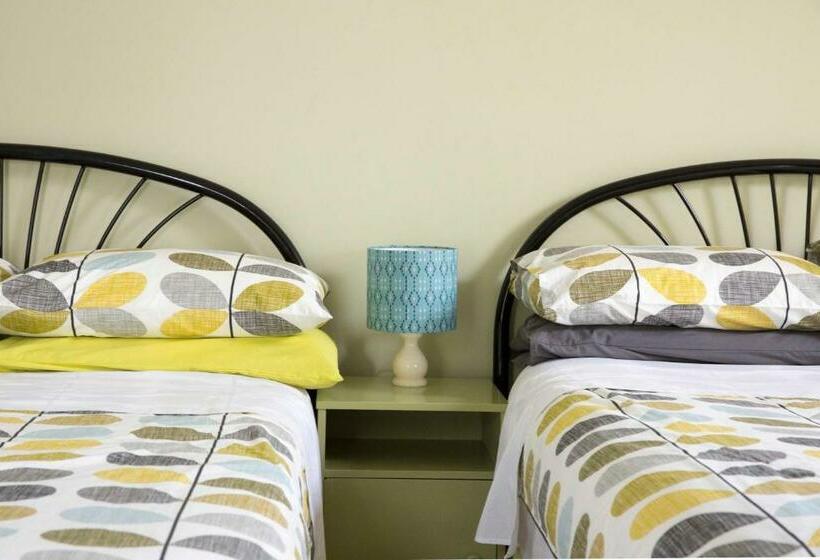 Bed and Breakfast Old Schoolhouse B And B