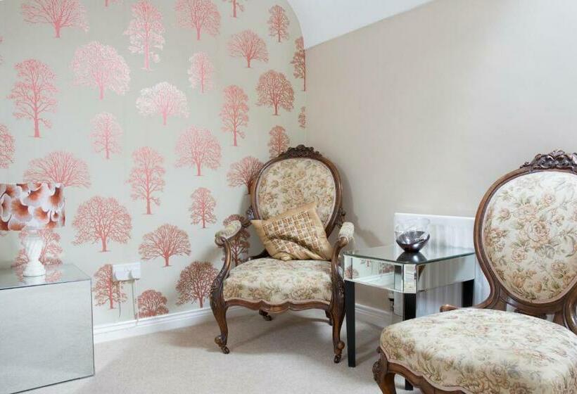 Bed and Breakfast Old Schoolhouse B And B